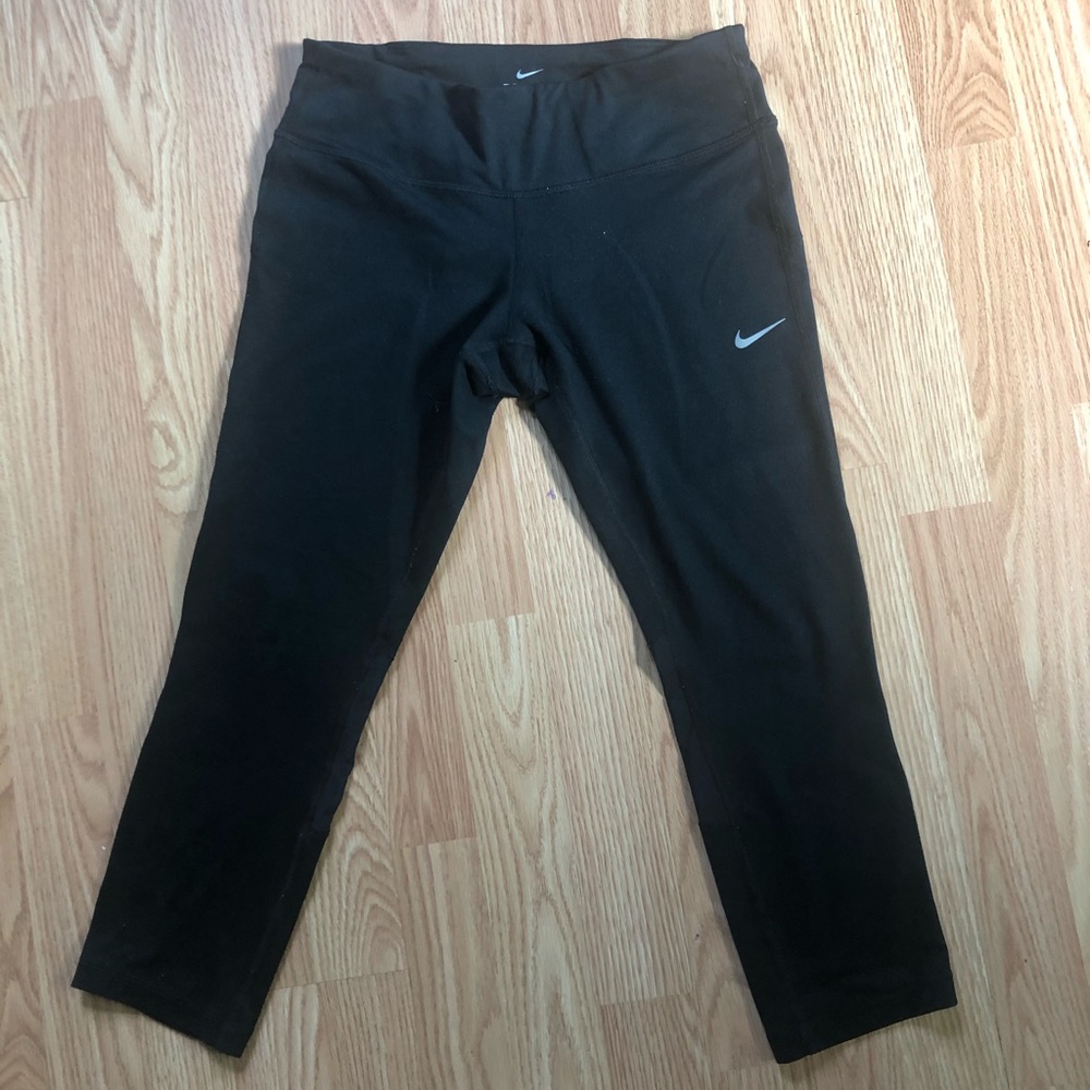 Nike Cropped Leggings